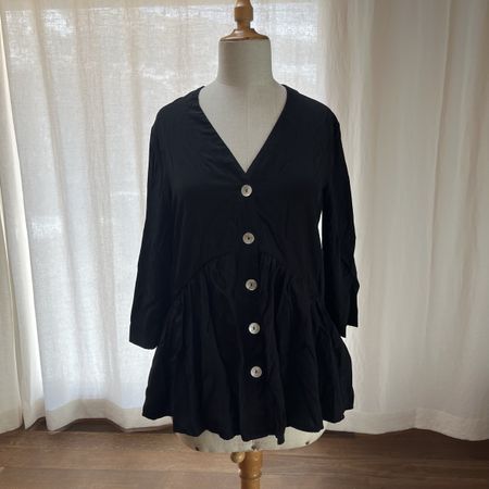 Luftige Bluse Gr. XS in schwarz 