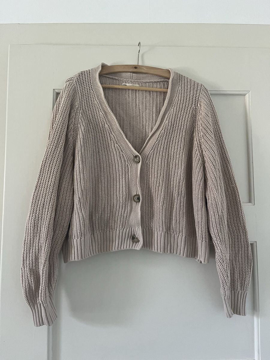 Jacken: Cardigan beige – Gebraucht aus Bern von zauberschachteli