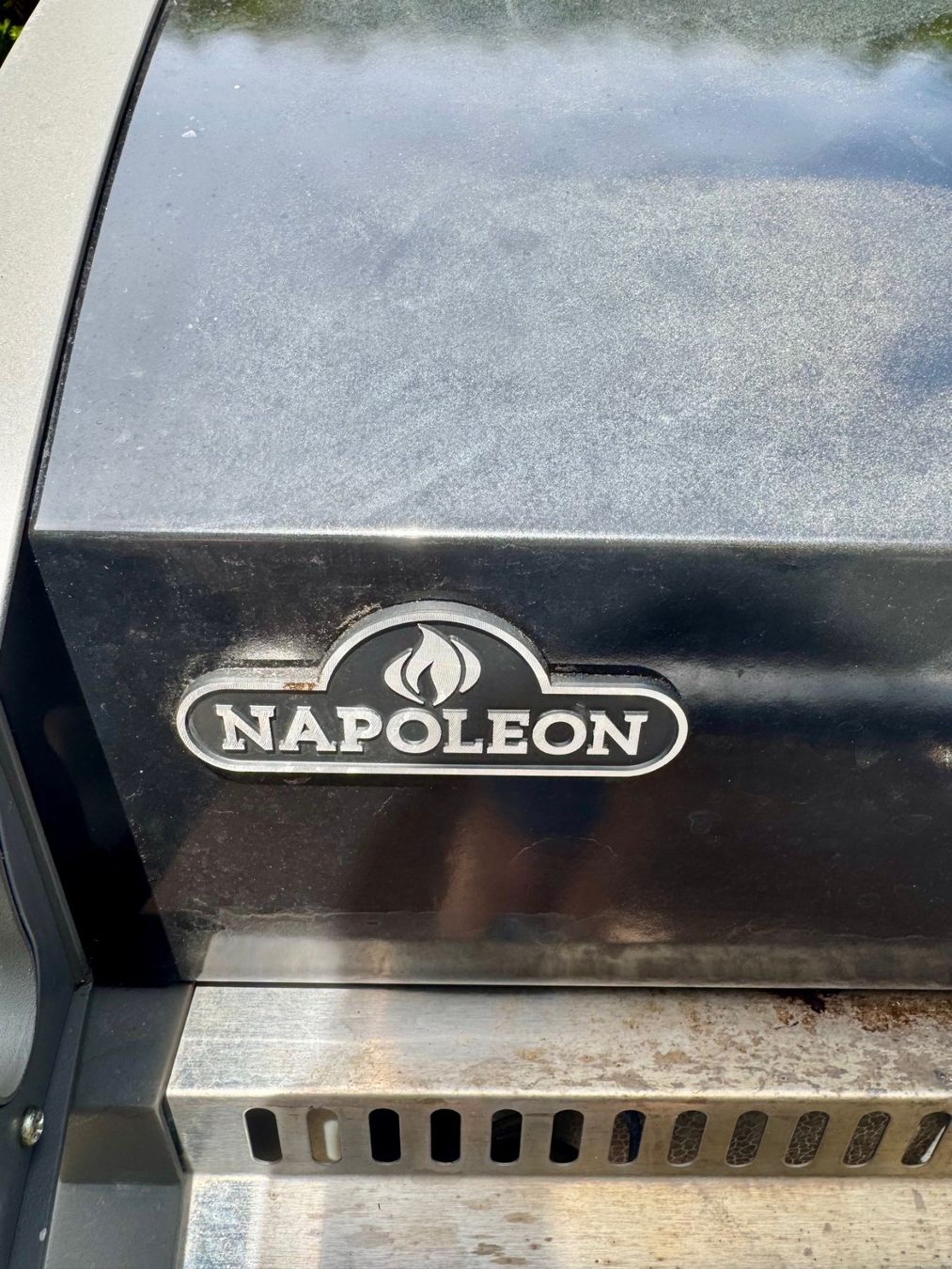 Griglie: Gasgrill NAPOLEON Triumph 495 – Usato da Wettswil venduto da rhino05 4