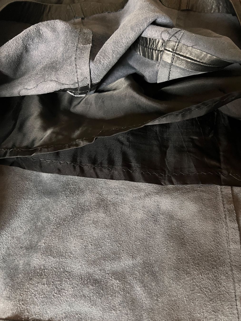 Gonne: Vintage Lederrock Schwarz mit Gürtel – Usato da Zürich venduto da agotka 4