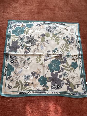 Foulard en soie 53x53