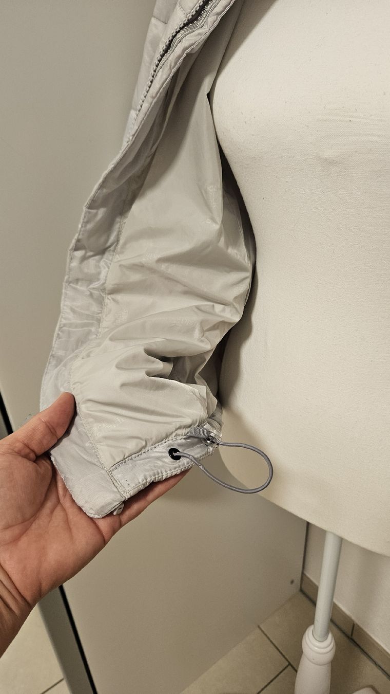 Jack Wolfskin Jacken: Jack Wolfskin Steppjacke grau Grösse M – Gebraucht aus Schaan von car_wrv2 4