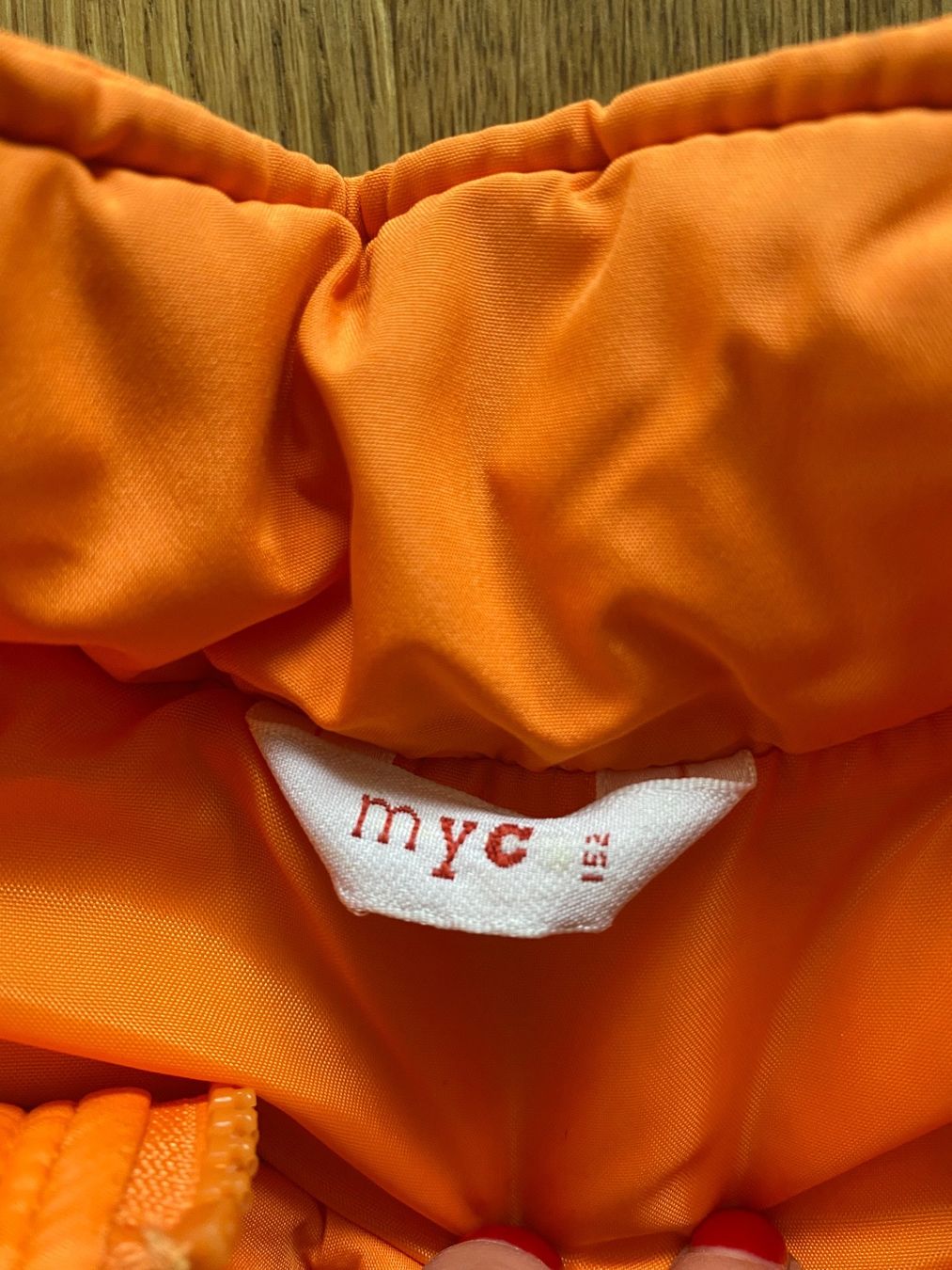 Altro abbigliamento per bambino: Kinder Gilet gefüttert – Usato da Sarmenstorf venduto da SamiraB. 1
