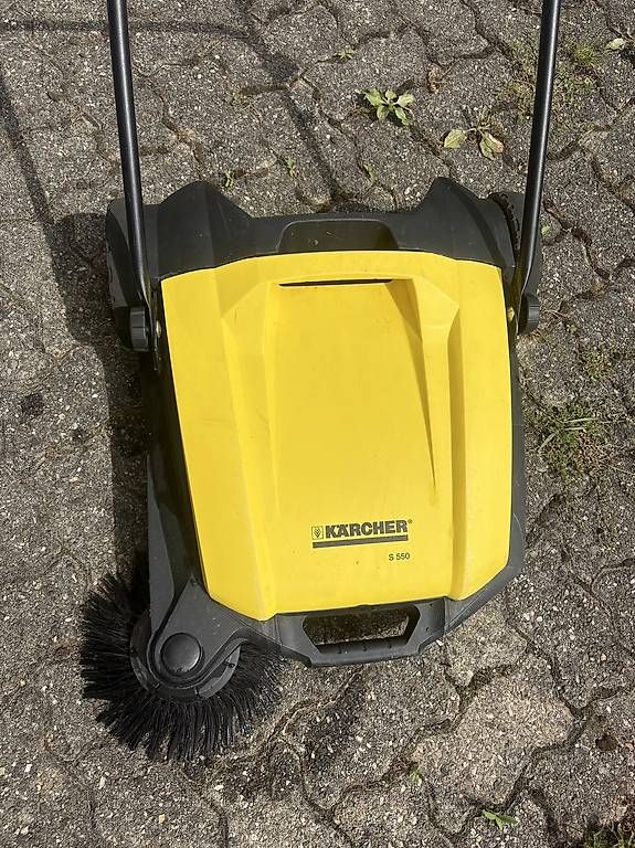 Altro in Apparecchi per la pulizia: Kärcher Handkehrmaschine S 500 – Usato da Sisseln AG venduto da kau_jq9l 1