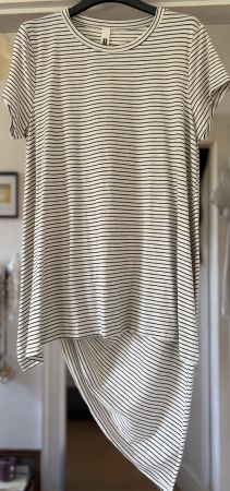 T-SHIRT COTON ET VISCOSE!! M