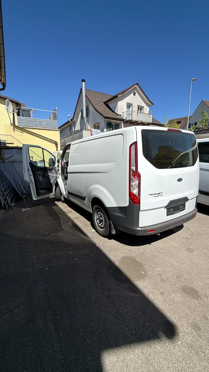 Ford Veicoli commerciali: Ford Transit – Usato da Amriswil venduto da jai_wt6k 6