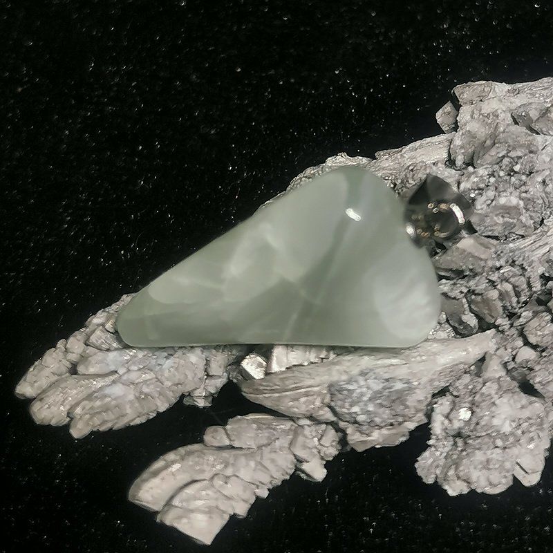 Ciondoli: Prehnit Anhänger – Nuovo e nell'imballaggio originale da Walenstadt venduto da vkt_qc8d 3