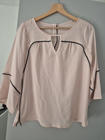 Damen Bluse Rosa Grösse S mit schwarzem Besatz guter Zustand