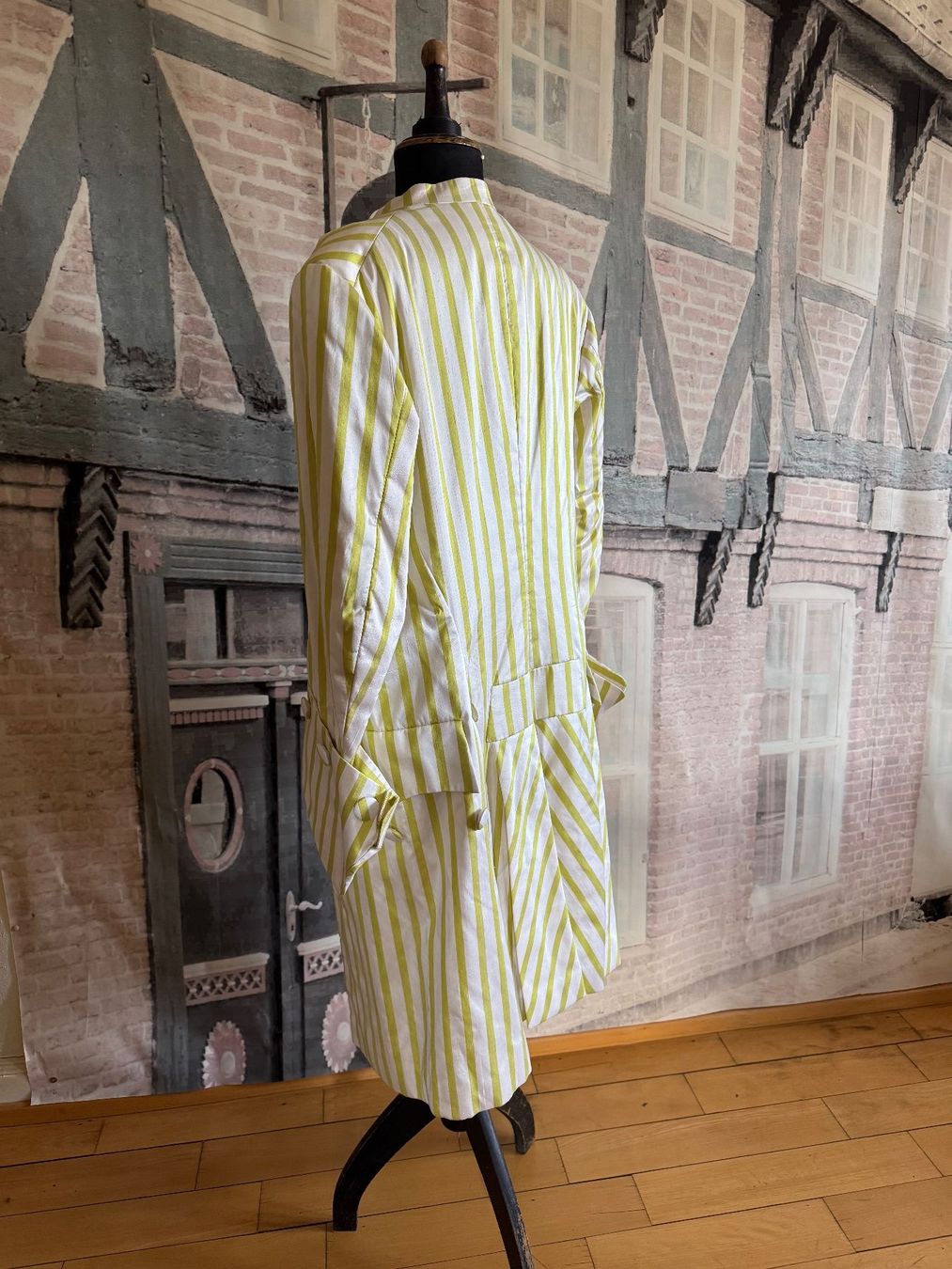 Costumi: Gehrock mit Streifen, Grösse L – Nuovo (secondo la descrizione) da Zürich venduto da oberon7 3