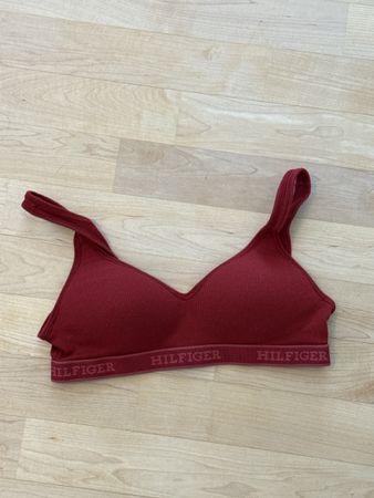  BH Tommy Hilfiger dunkelrot Grösse S gebraucht