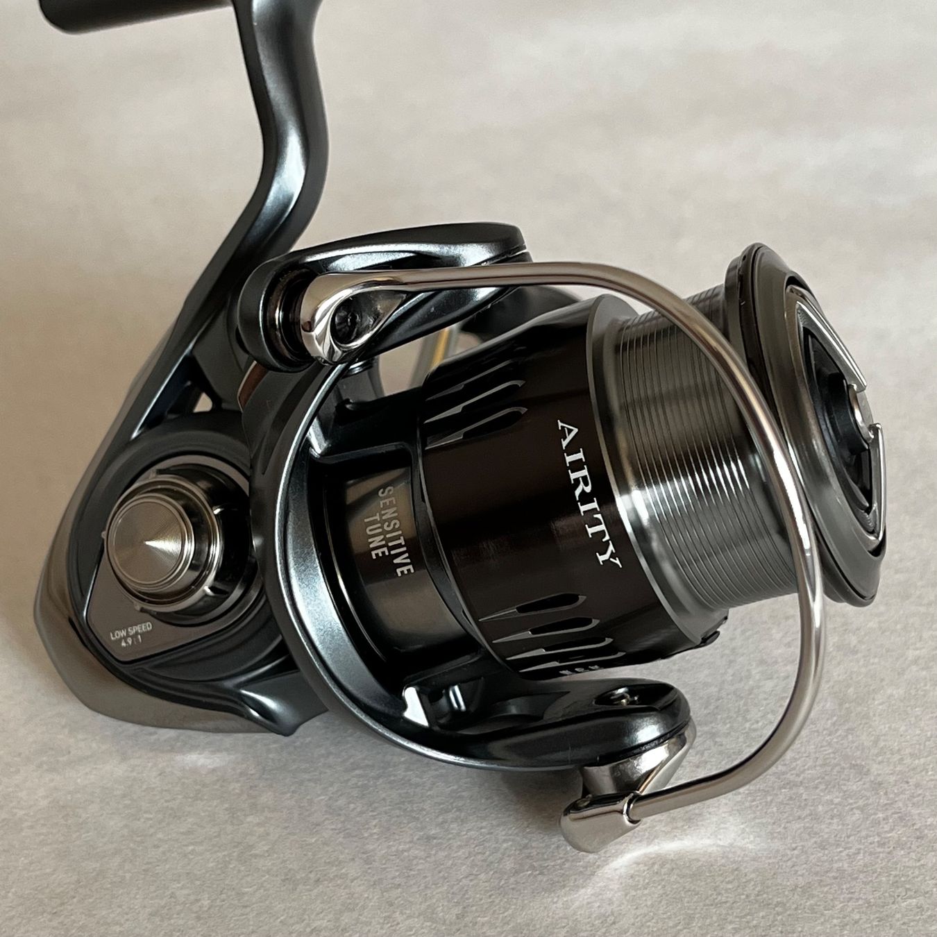 Daiwa Tamburi & Mulinelli: Daiwa 24 Airity ST LT 2000S-P – Nuovo e nell'imballaggio originale da Magglingen/Macolin venduto da OZborn 2
