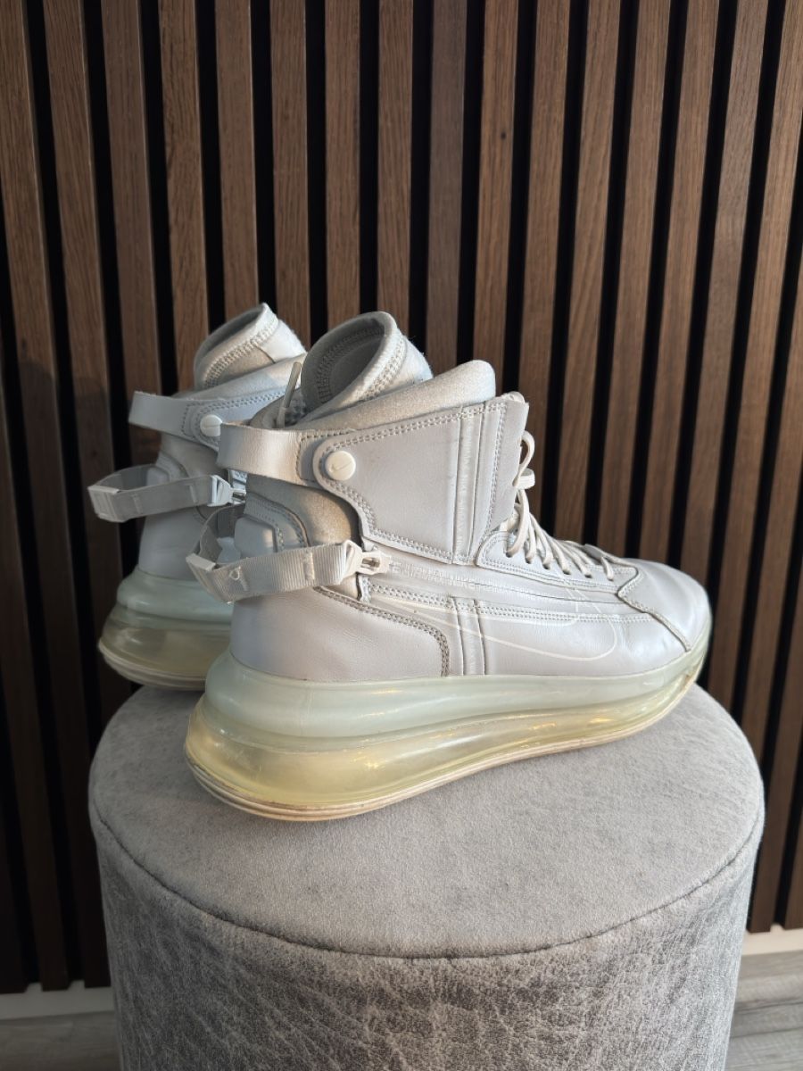 Nike Chaussures hommes: Nike High AirMax 720 Grösse 46 – D'occasion à Zürich par egz_nr8d 2