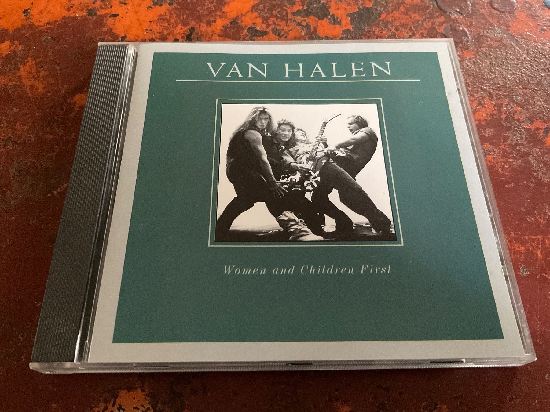 CD: Van Halen Women and children first CD – Usato da Delémont venduto da vinylfreak01
