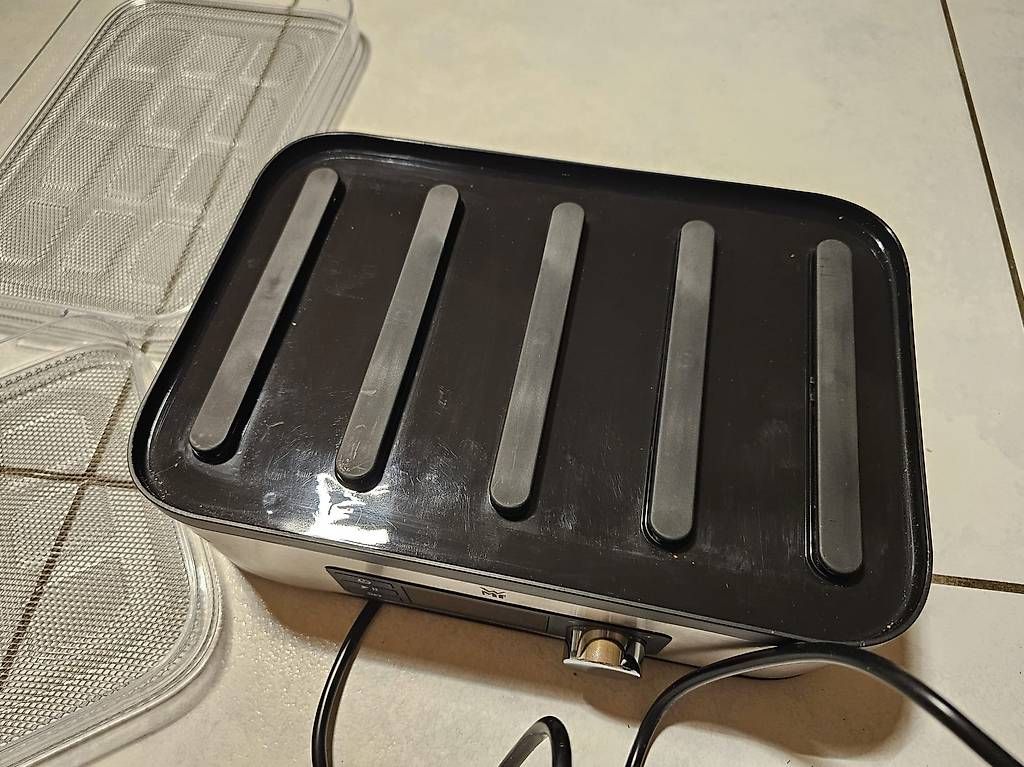 Appareils de cuisine: WMF Dörrgerät – D'occasion à Riedtwil par Tyrayes 3