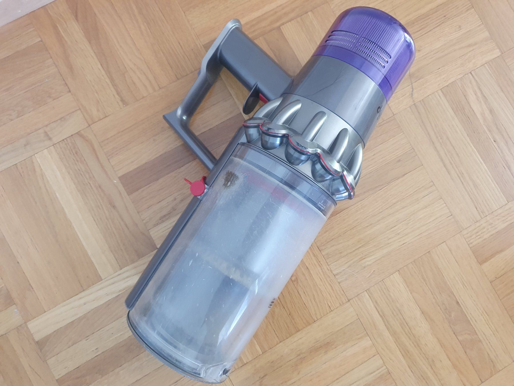 Dyson Aspirateurs & Accessoires: Pièces dyson DÉFFECTIEUX V11 – Défectueux à Prilly par RoDyRe 1