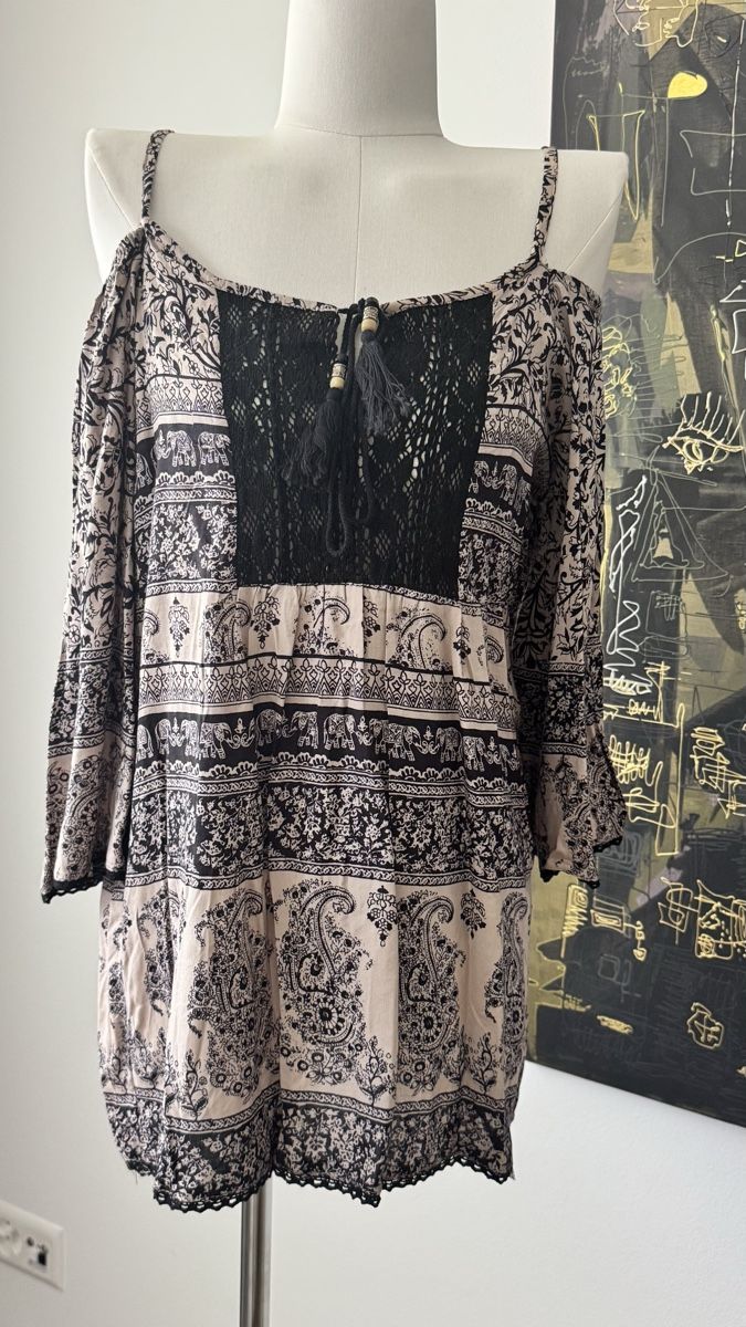 Tops: Damen Bluse  – Neuf (Voir description) à Mörigen par TimelessFinds