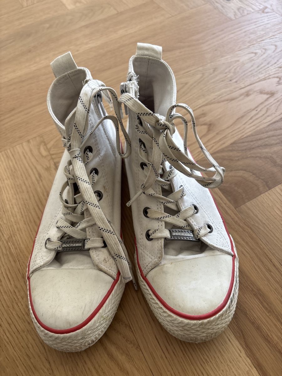 Scarpe per ragazze: Dockers, Grösse 34 – Usato da Wohlen AG venduto da Michi761 1