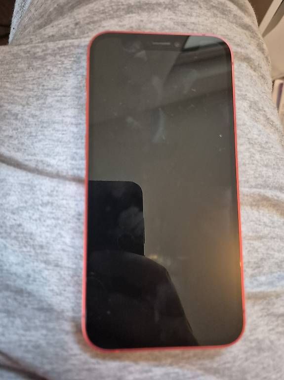 Handys / Smartphones: Iphone 11 – Gebraucht aus Ardez von 46Ard1996