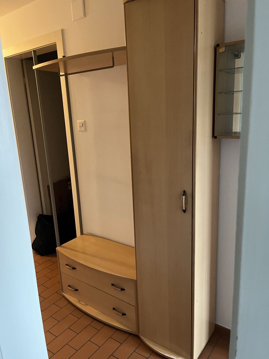 Guardaroba: Garderobe  – Usato da Seuzach venduto da Pamase 1