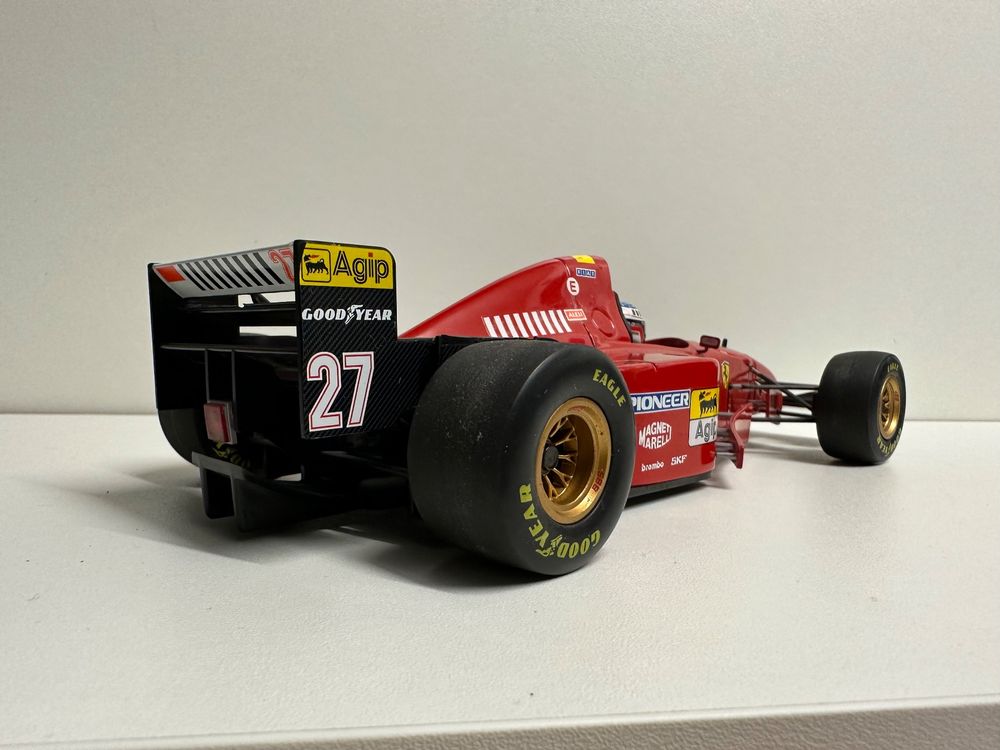 FERRARI 412 T2 1995 Jean ALESI F1 N°27 1/18 ONYX 6003