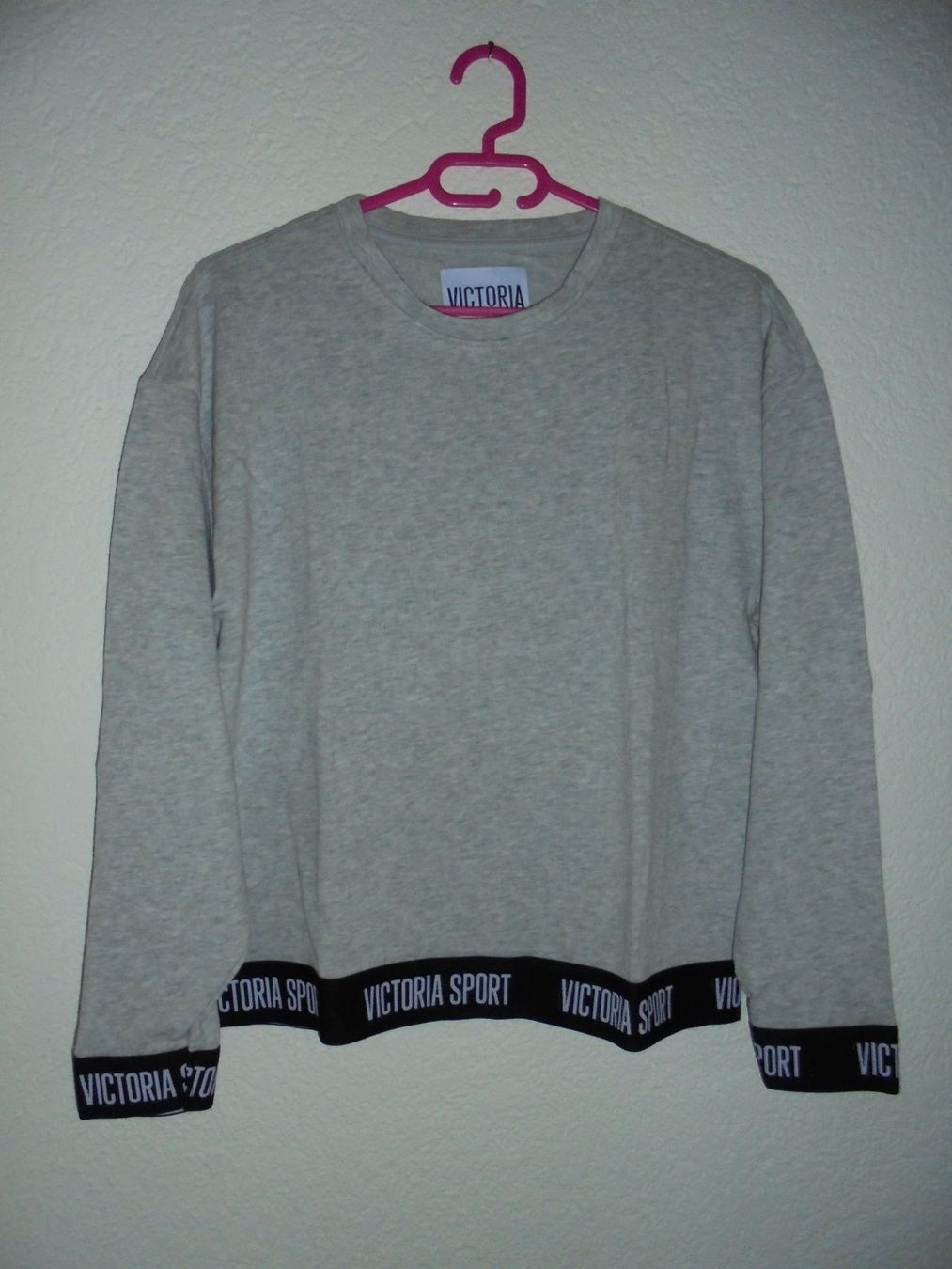 Victoria's Secret Pullover & Sweatshirts: VICTORIA'S SECRET PULLOVER GRÖSSE S – Neu und originalverpackt aus Aarau Rohr von PinkSchwein