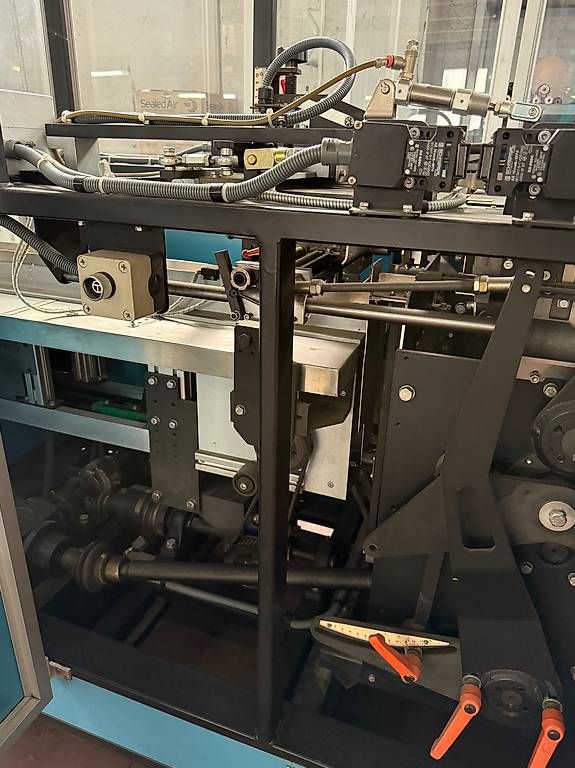 Tutte le macchine: Verpackungsmaschine / Einschlagmaschine – Usato da Oberhelfenschwil venduto da Erselbst 2