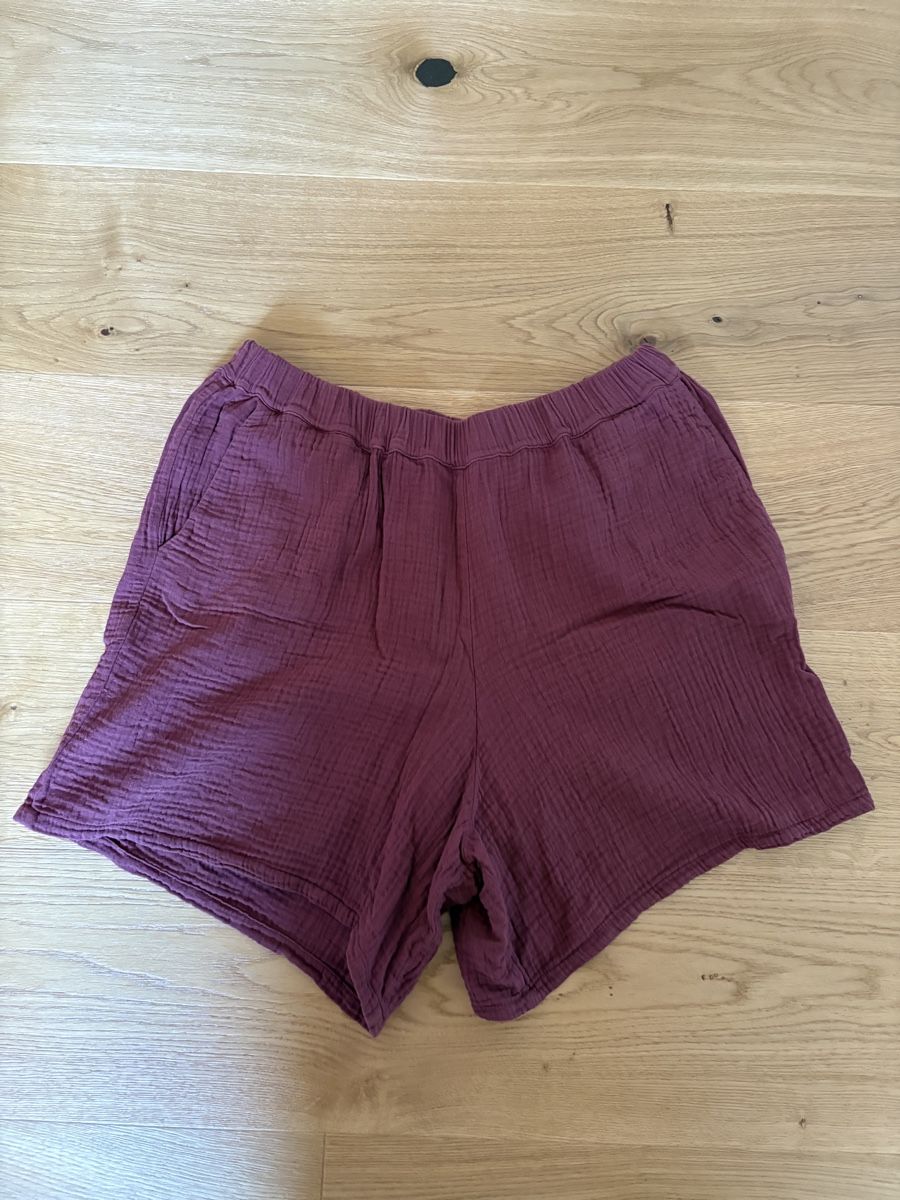 Twothirds Hosen: kurze Hose Musselin Twothirds Gr.L – Gebraucht aus Boswil von lindebluetetee
