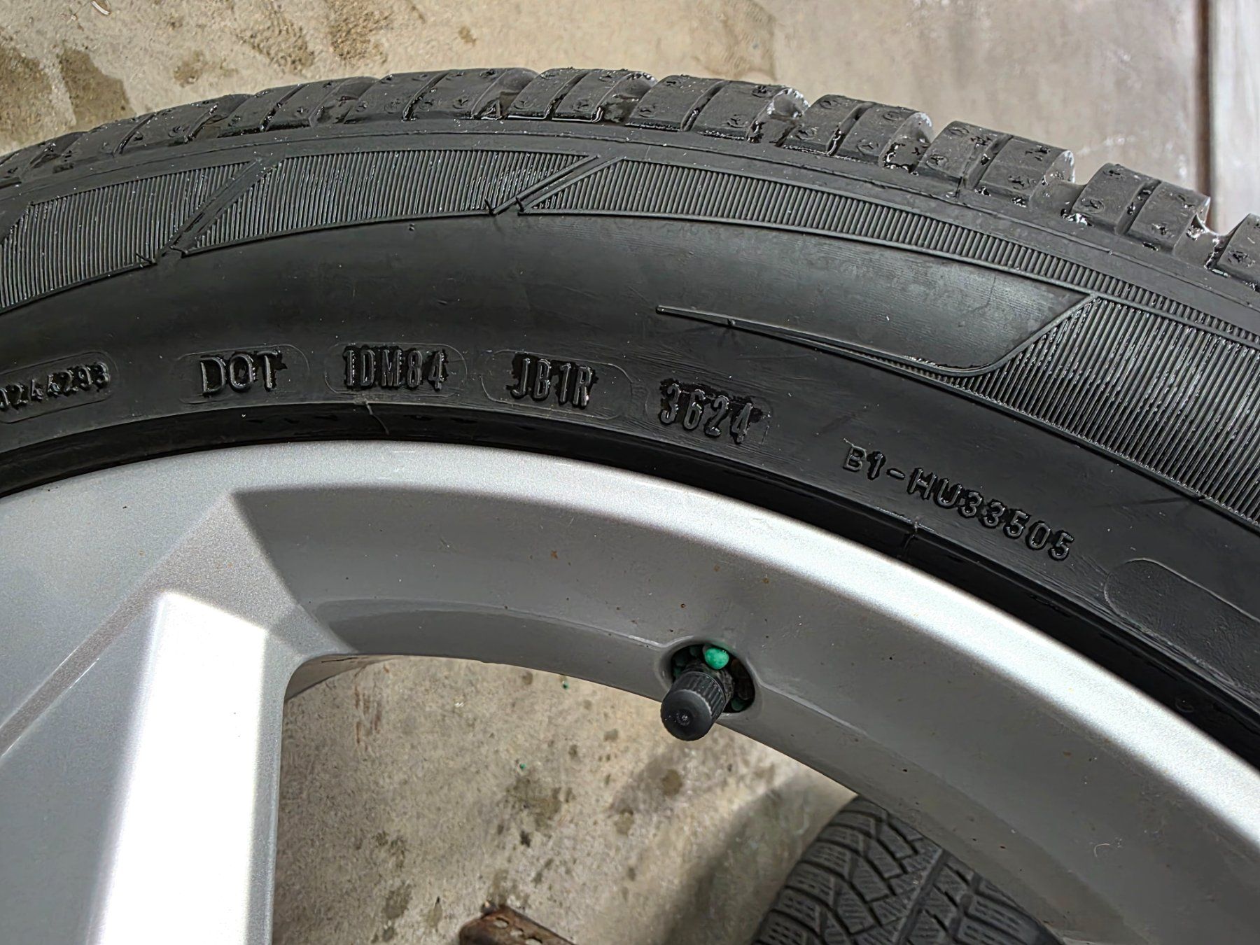 Audi Pneus & Kompletträder: Audi Q3 Winterradsatz – Gebraucht aus Gähwil von schmidgarage9534 3