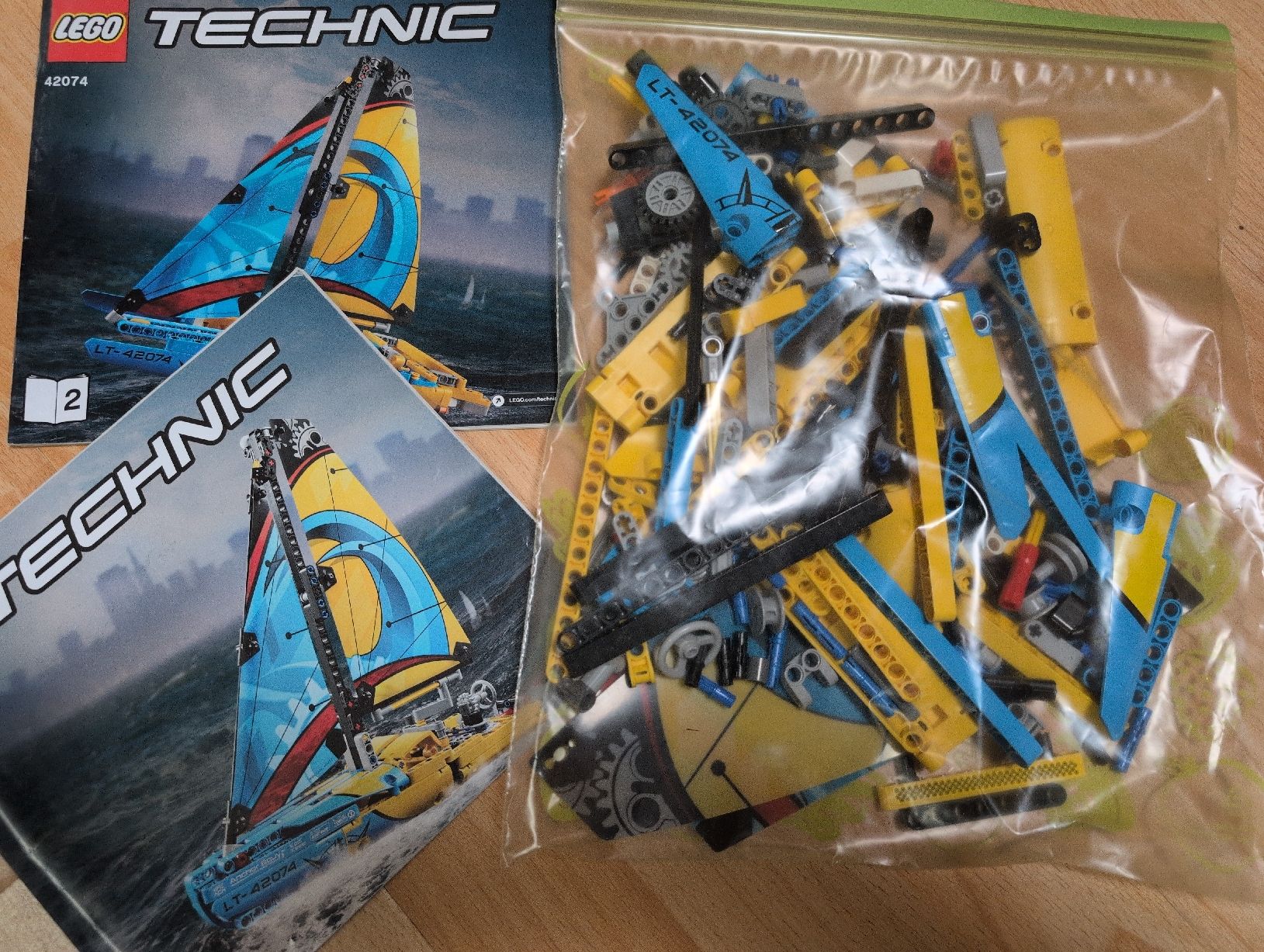 Lego Jouets: Lego technic Rennyacht – D'occasion à Winterthur par The_widi 2