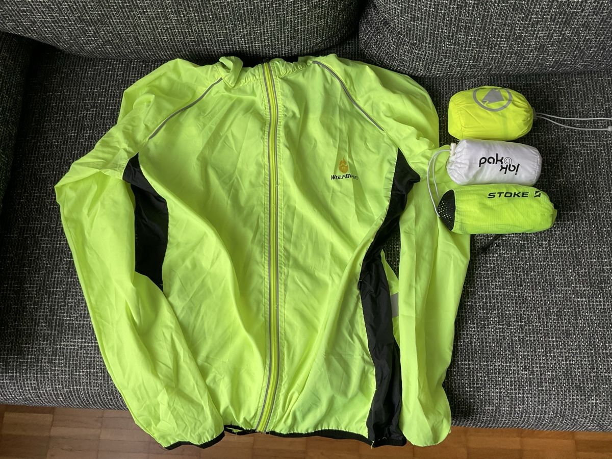 Jacken: Velo-Windjacken 4 Teile – Gebraucht aus Magden von Karo129