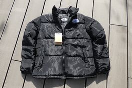 !NEUE The North Face Puffer Jacke Grösse S!