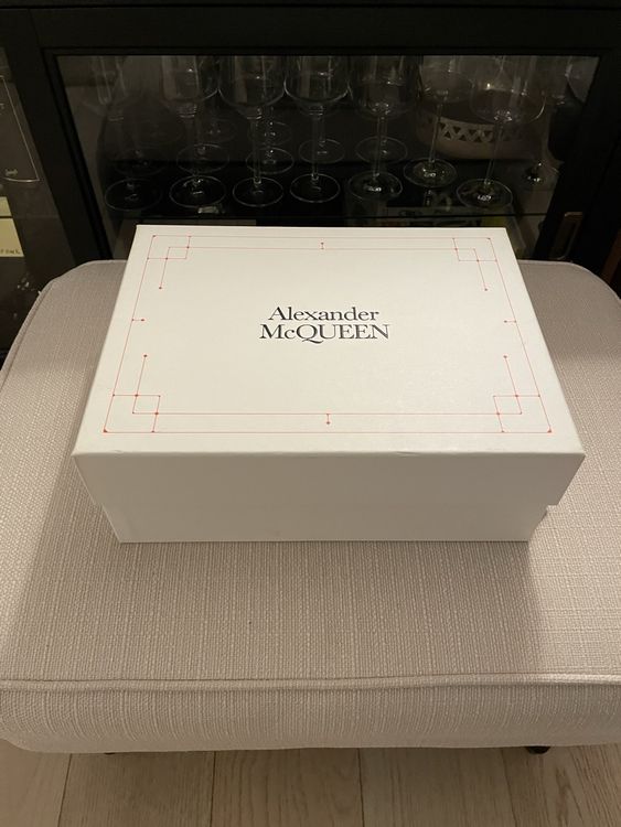 Alexander Mcqueen Chaussures femmes: Neu & ungetragen: Alexander McQueen Sneaker Larry – Neuf avec emballage d'origine à Zürich par rob_qh6m 1