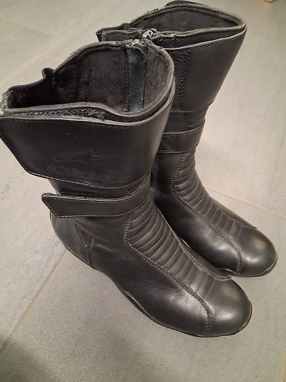 Chaussures femmes: Damen Motorrad-Stiefel – D'occasion à Horgen par cla_bv5q 1