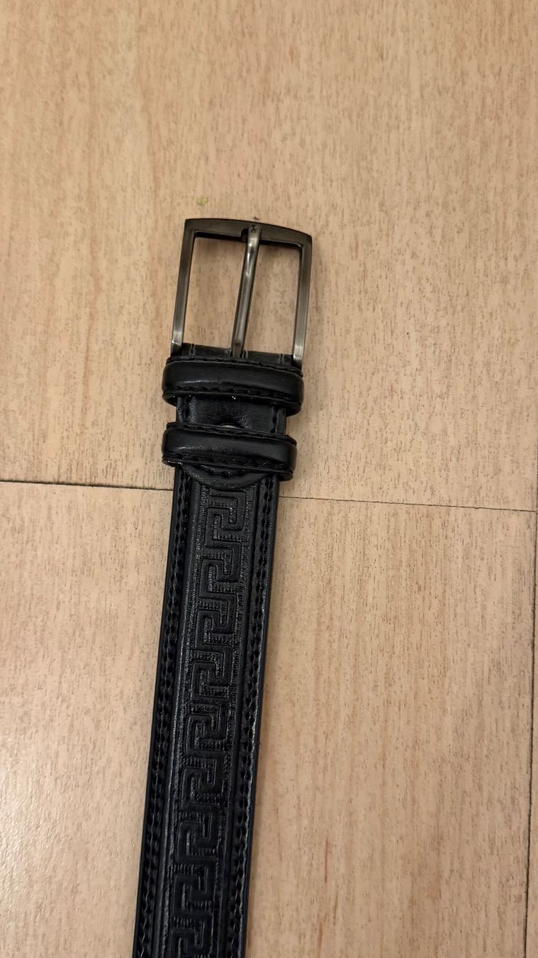 Gürtel: Leder Gürtel schwarz mit Muster – Neu (gemäss Beschreibung) aus Wetzikon ZH von Schrungus