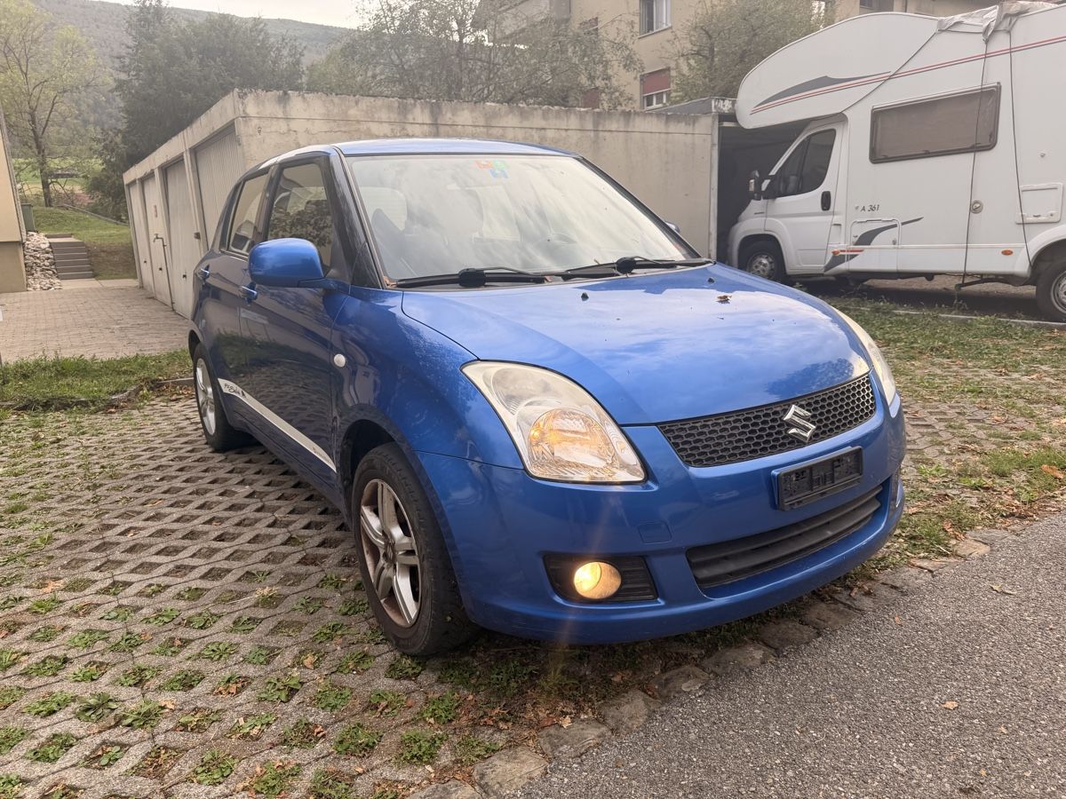 Suzuki Automobili: Suzuki Swift 4x4  1.3 i – Usato da Roggwil BE venduto da mun_hmx7 1