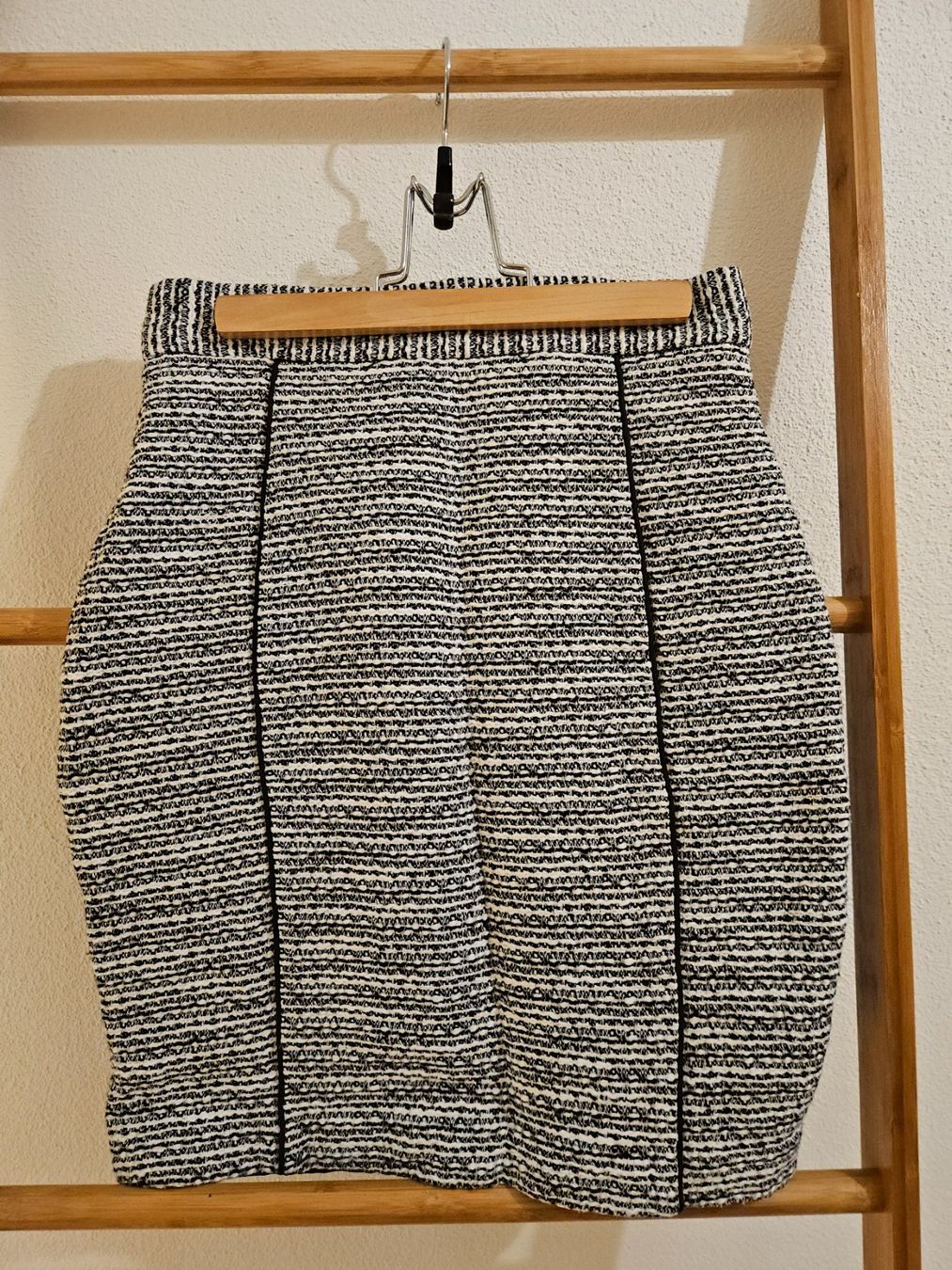 H&M Gonne: H&M Bleistiftrock Gr. 36 schwarz/weiss – Usato da Zürich venduto da anna_r26m