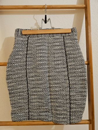 H&M Bleistiftrock Gr. 36 schwarz/weiss