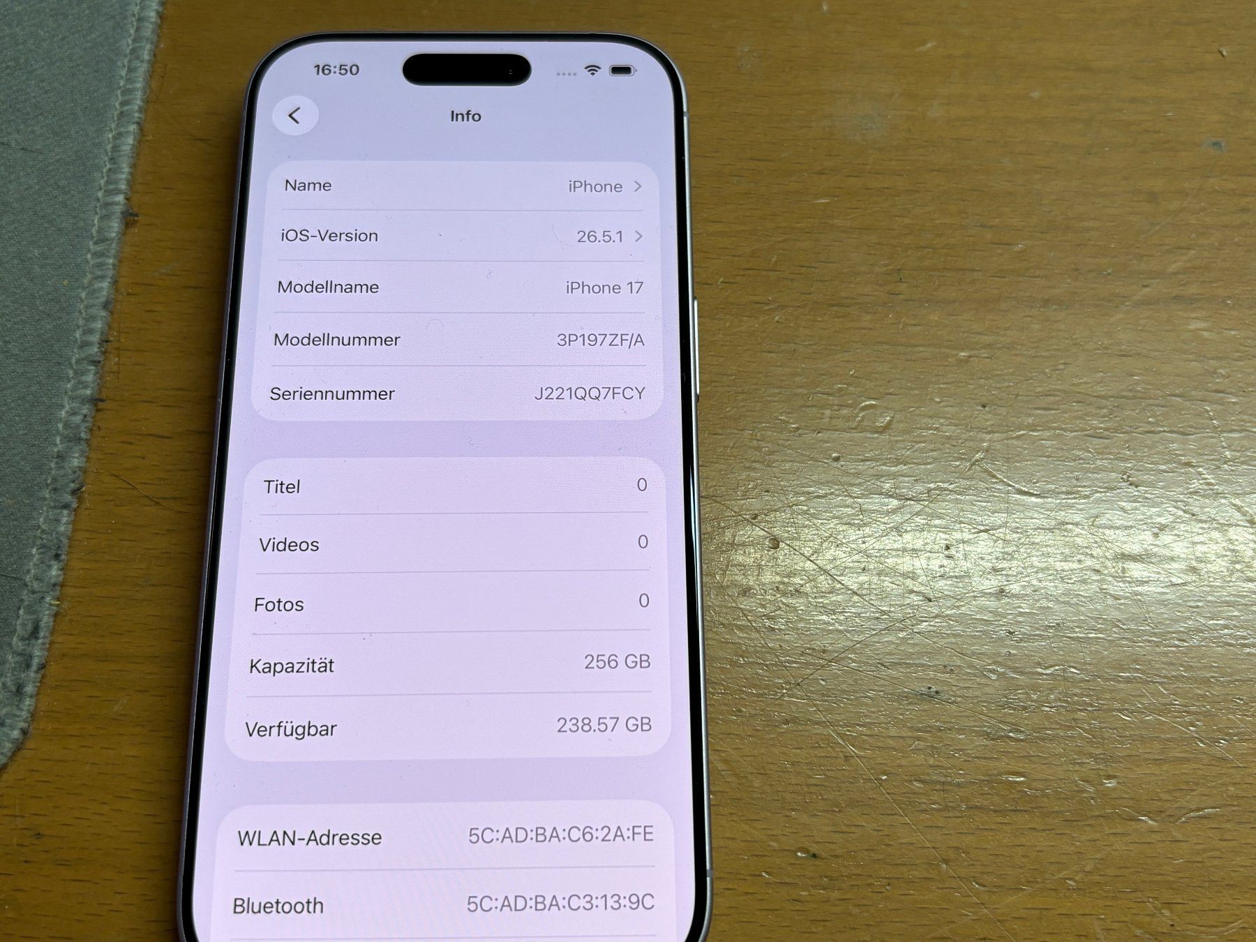 Apple Portables: Iphone 17 256Gb mit Apple Garantie#30 – D'occasion à Au SG par bah_6f5w 5