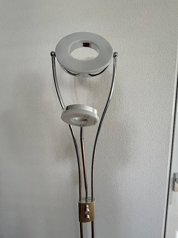 Lampade: LED Stehlampe mit Leselampe – Usato da Friltschen venduto da cla_2625