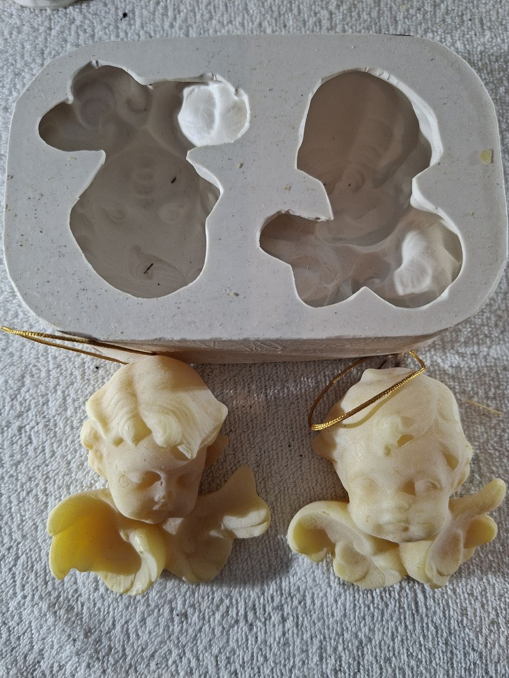 Candele: Silikonformen Weihnachtsbaum Schmuck 5 Stück  – Usato da Grindelwald venduto da carro5 1