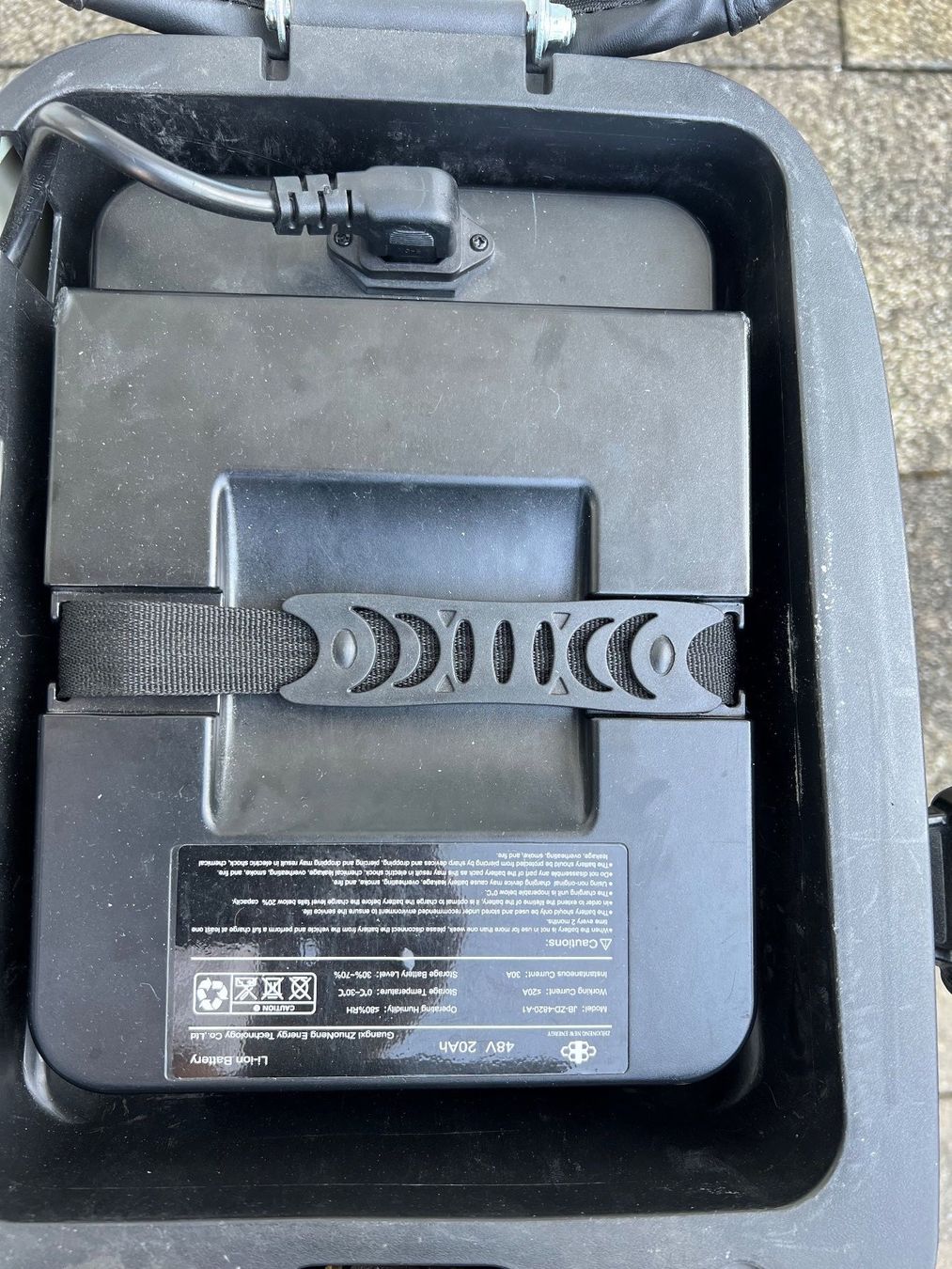 Scooters: E-Roller 500 Watt 25km/h max. – D'occasion à Männedorf par tomdiver007 4