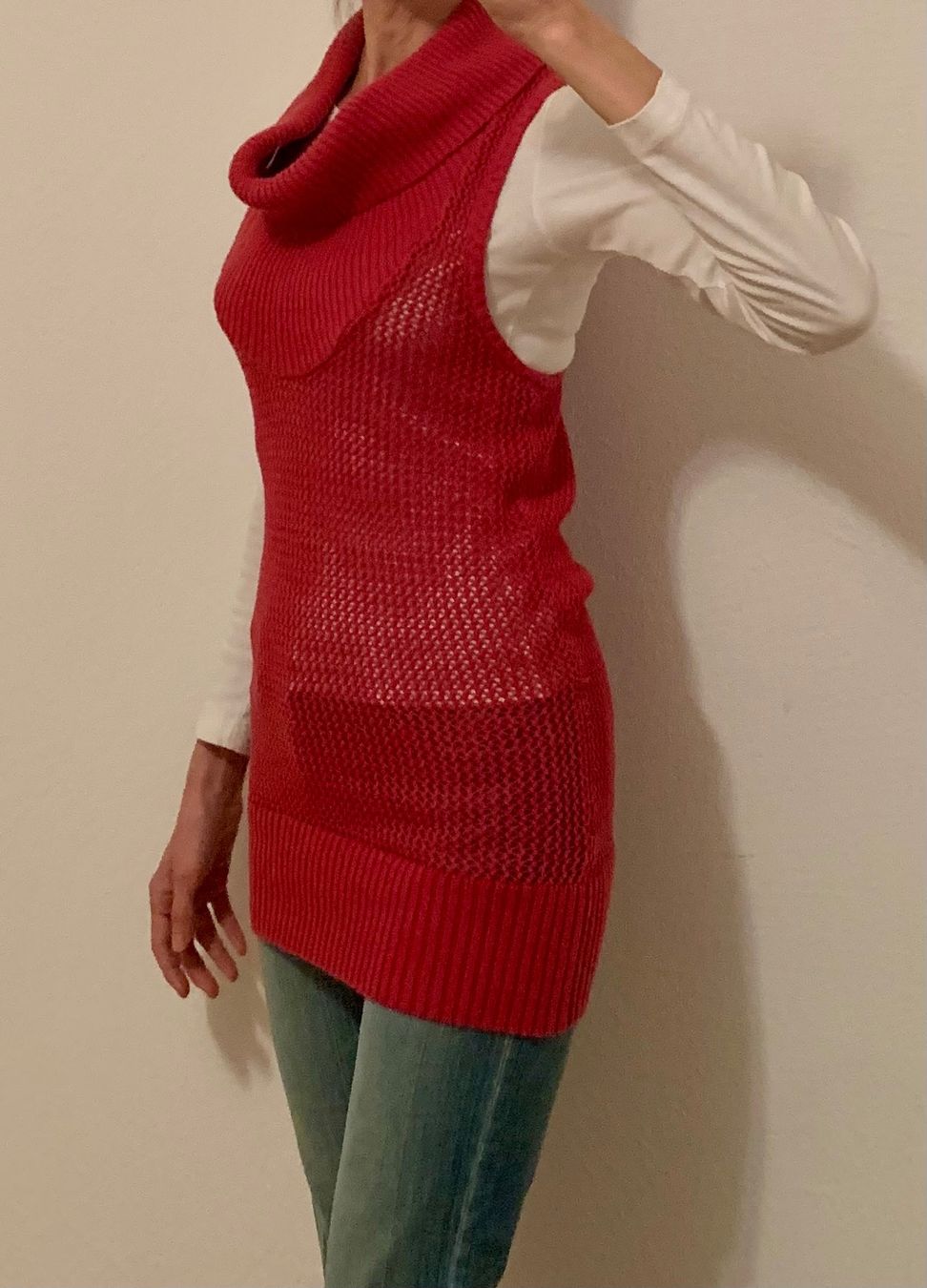 Mango Gilet & Giacche senza maniche: Rote Strickweste mit Rollkragen von Mango, Grösse M – Usato da Maienfeld venduto da mar_59mb 1