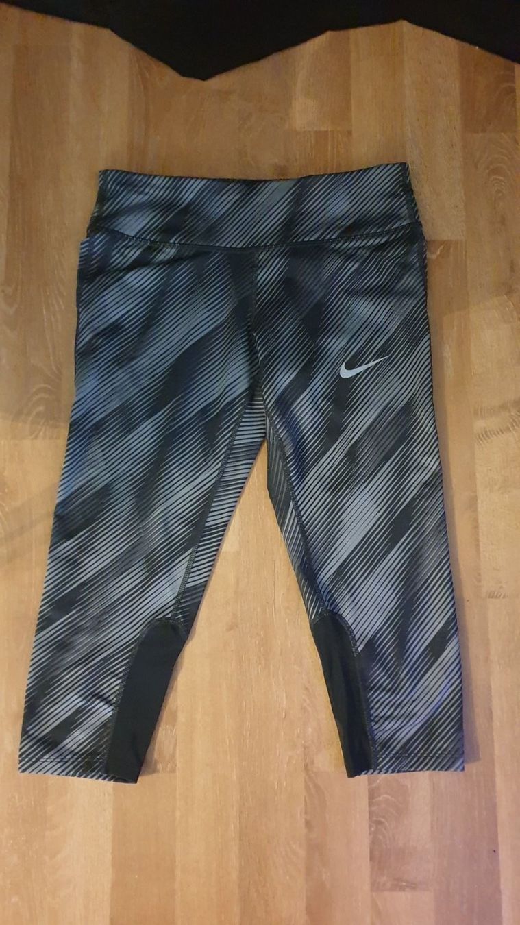 Nike Pantaloni: Nike Laufhose Running Damen – Nuovo (secondo la descrizione) da Arbon venduto da Halindra 2