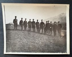 VINTAGE FOTO SCHWEIZER ARMEE OFFIZIERE IM FELDE