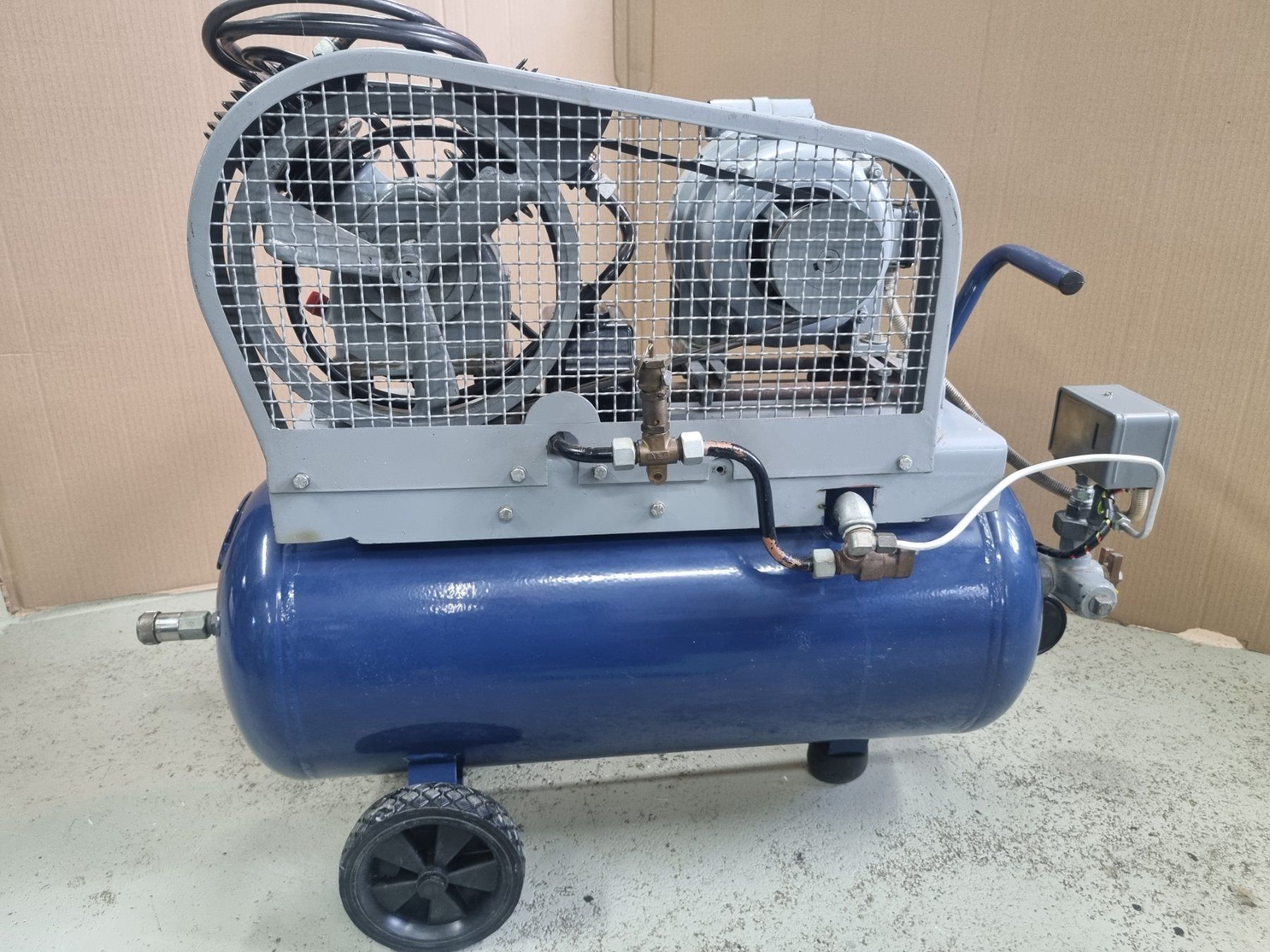 Compresseurs: Kompressor 230 V – D'occasion à Rheinau par Iso1957 1