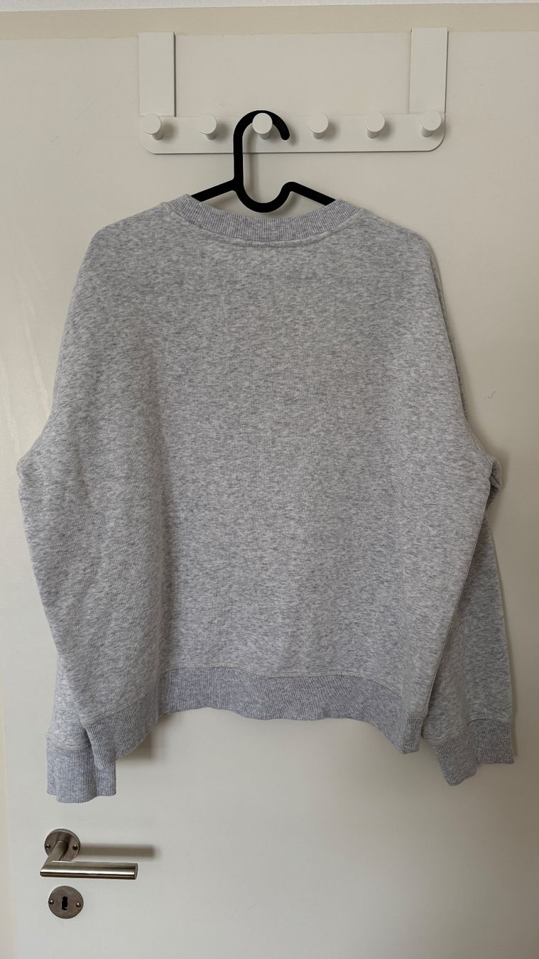 H&M Maglioni & Felpe: Grauer H&M Pullover, Grösse M – Usato da Luzern venduto da Ecila007 2