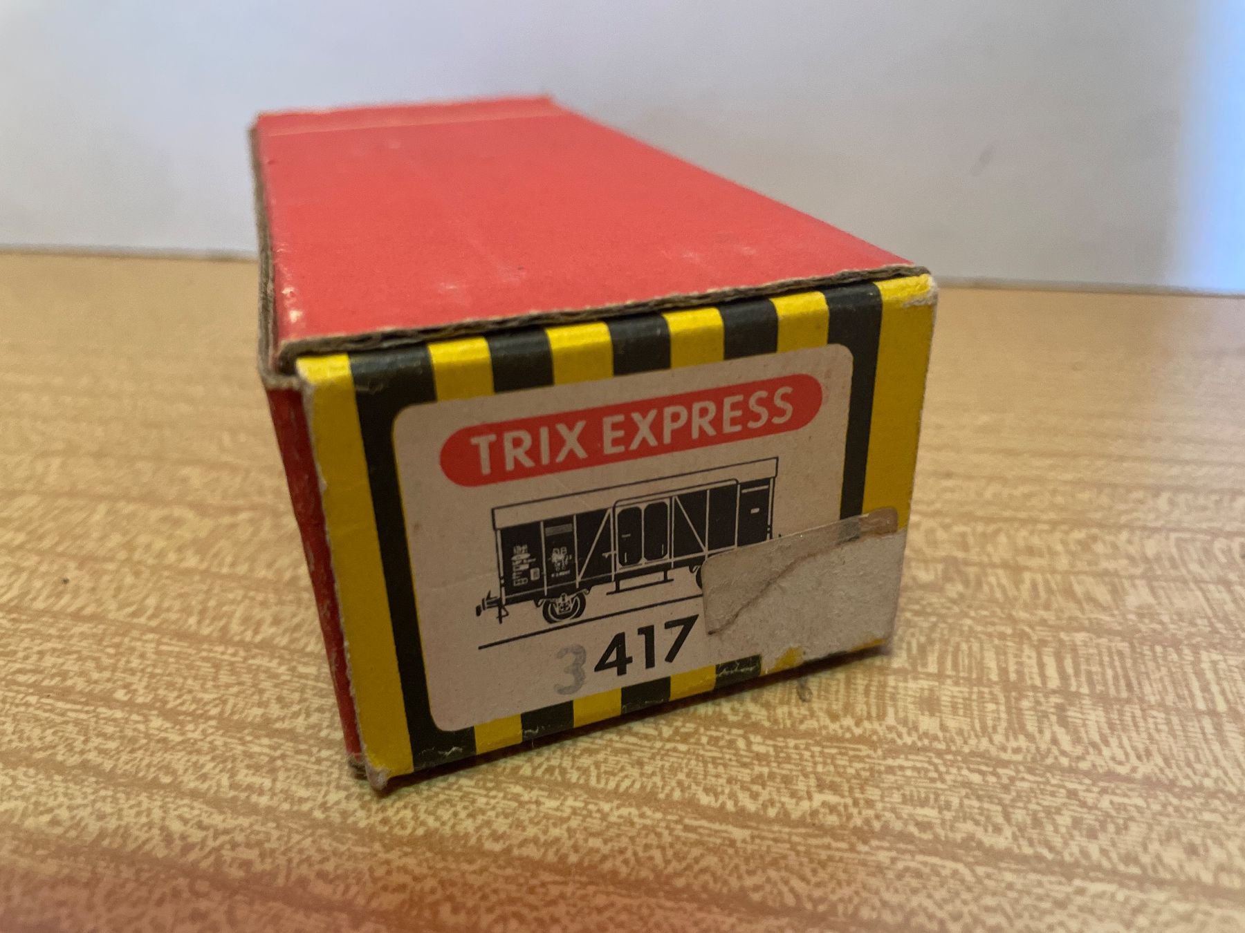 Trix Modellini di ferrovie: Trix Express H0 Güterwagen DB 2-achsig – Usato da Suhr venduto da Daneli7 5