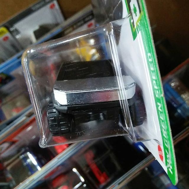 Hot Wheels Modellini d'auto: Tesla Cybertruck Hot Wheels – Nuovo e nell'imballaggio originale da Dietikon venduto da e-car-shop.schweiz 3