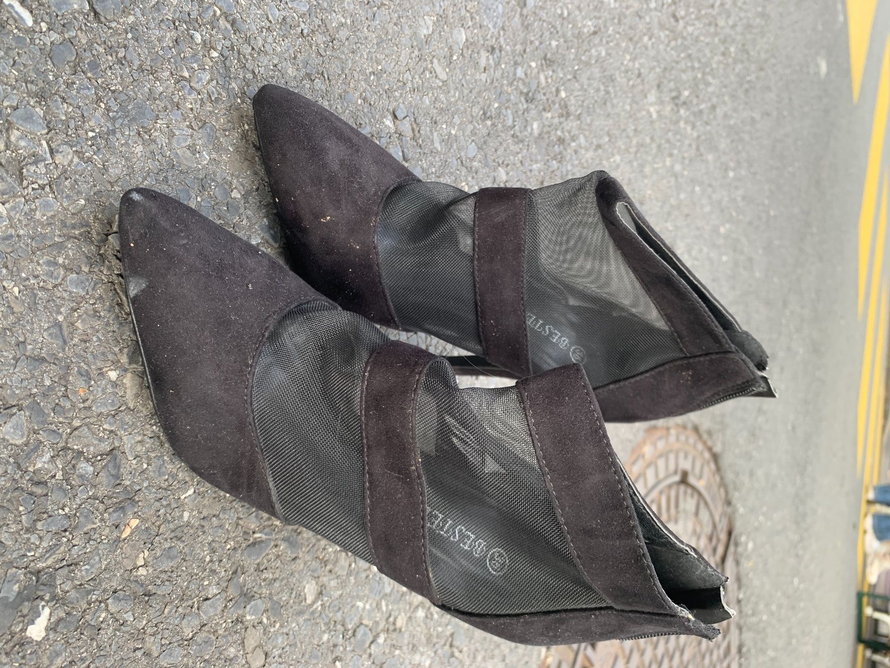Scarpe da donna: Talons noires chic – Usato da Montreux venduto da iizaa811 1