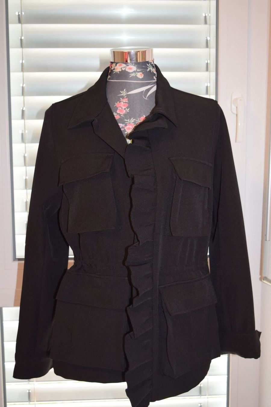 Giacche: Schwarzejacke MYTHS (42) – Usato da balsthal venduto da davidbalsthal23 1